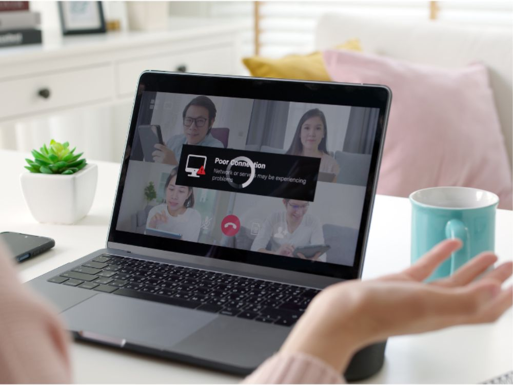 Image Showing Slow UAE internet on Laptop.