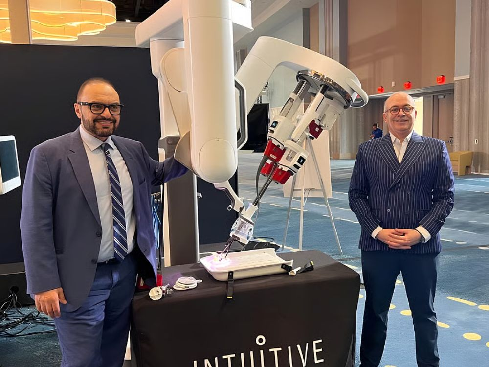 Sherif Beshara (right), Group CEO, American Hospital Dubai and Dr Hatem Moussa, Chief of Surgery and Robotics, American Hospital Dubai stand next to the Da Vinci SP (Single Port) robotic surgical system