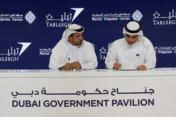 Officials signing Dubai RDC Tech Partnership with Tableegh 2025.