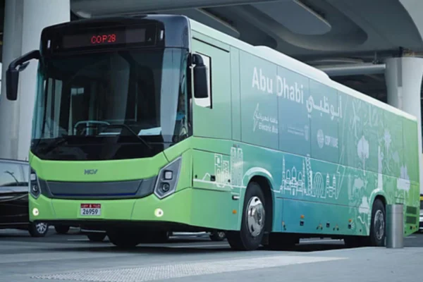 Dh25 Dubai-Abu Dhabi bus service launched.