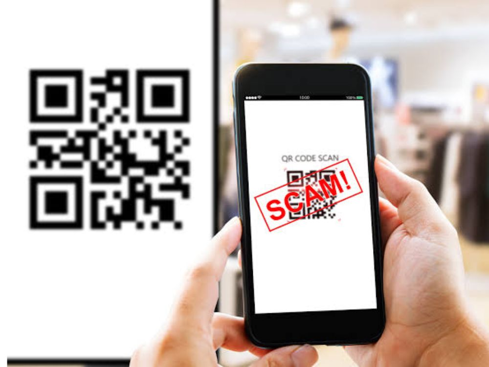 Dubai Municipality QR code scam warning.