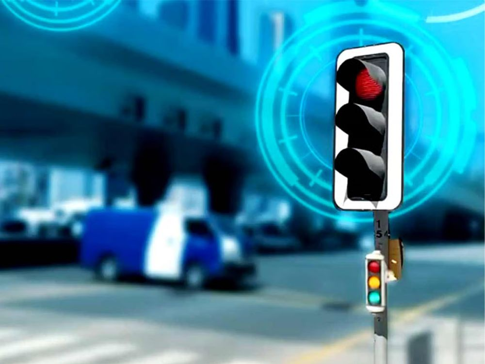 Dubai going to link car dashboards with traffic signals.
