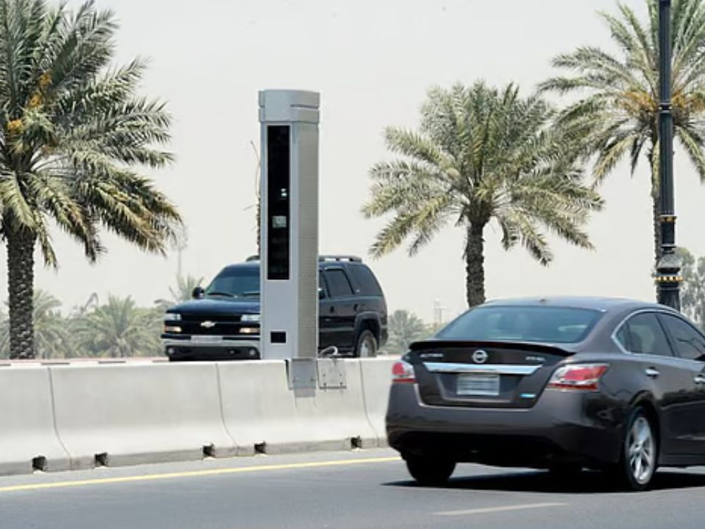 "Sharjah Police smart device to detect traffic violations”
