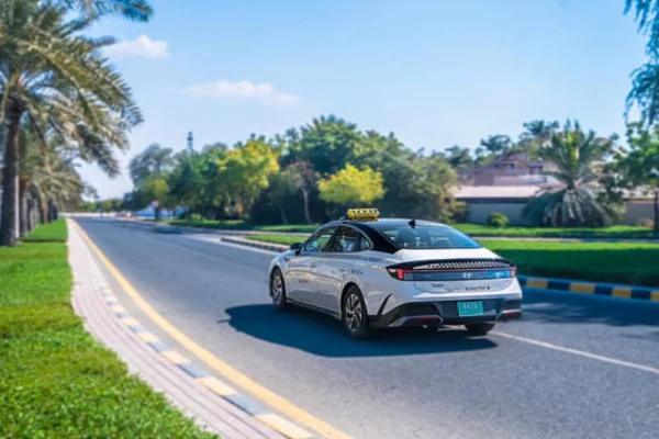 Cars on roads illustrating UAE Smart Speed Limiters 2025