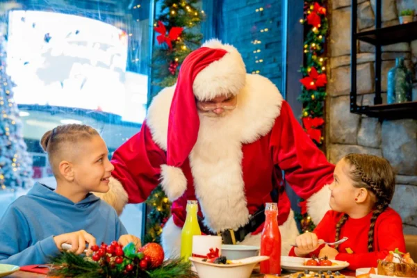“Meet Santa at Ski Dubai – Families enjoying Christmas in snow park”