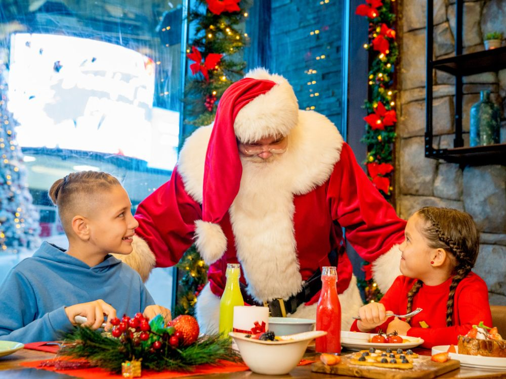 “Meet Santa at Ski Dubai – Families enjoying Christmas in snow park”