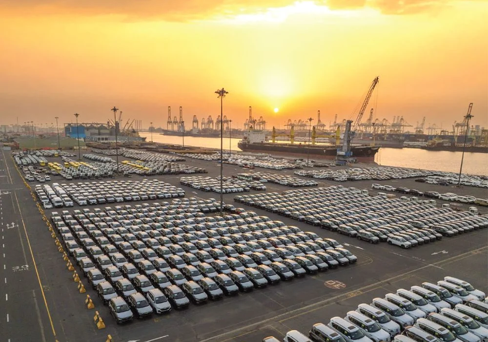 DUBAI EXPANDS JEBEL ALI PORT TO BOOST AUTOMOTIVE TRADE - BIGGEST CAR TRADE HUB.
