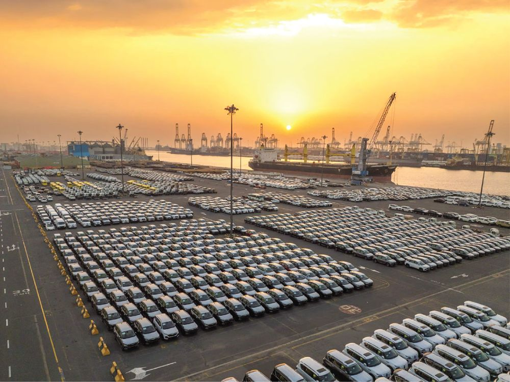 DUBAI EXPANDS JEBEL ALI PORT TO BOOST AUTOMOTIVE TRADE - BIGGEST CAR TRADE HUB.