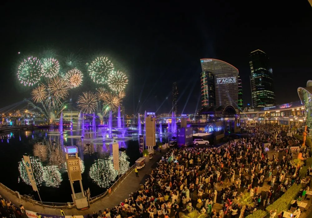 Dubai Shopping Festival .