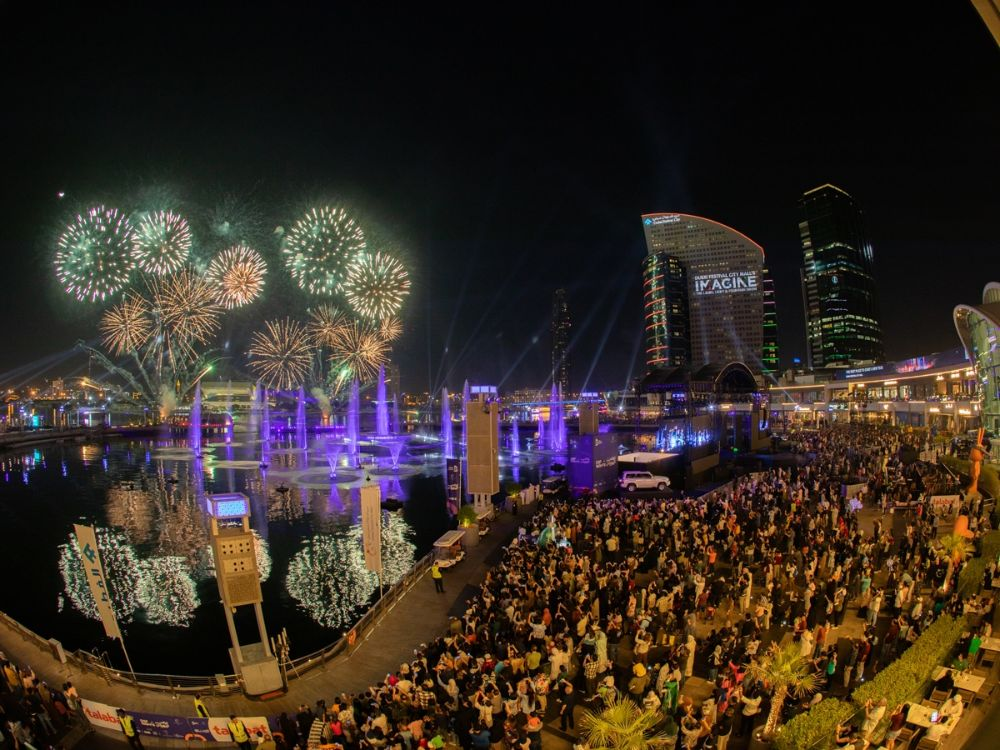 Dubai Shopping Festival .