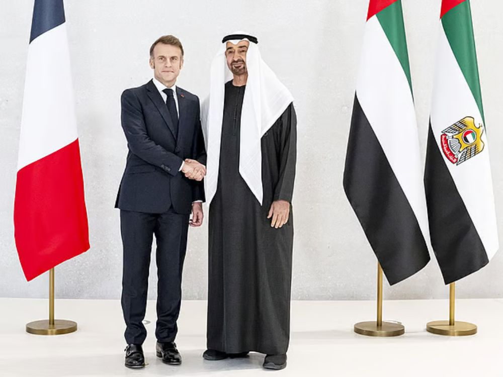 UAE President Meets French President.